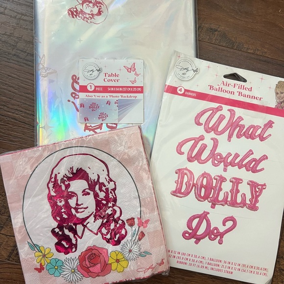 What Would Dolly Do Party Pack - Picture 2 of 6